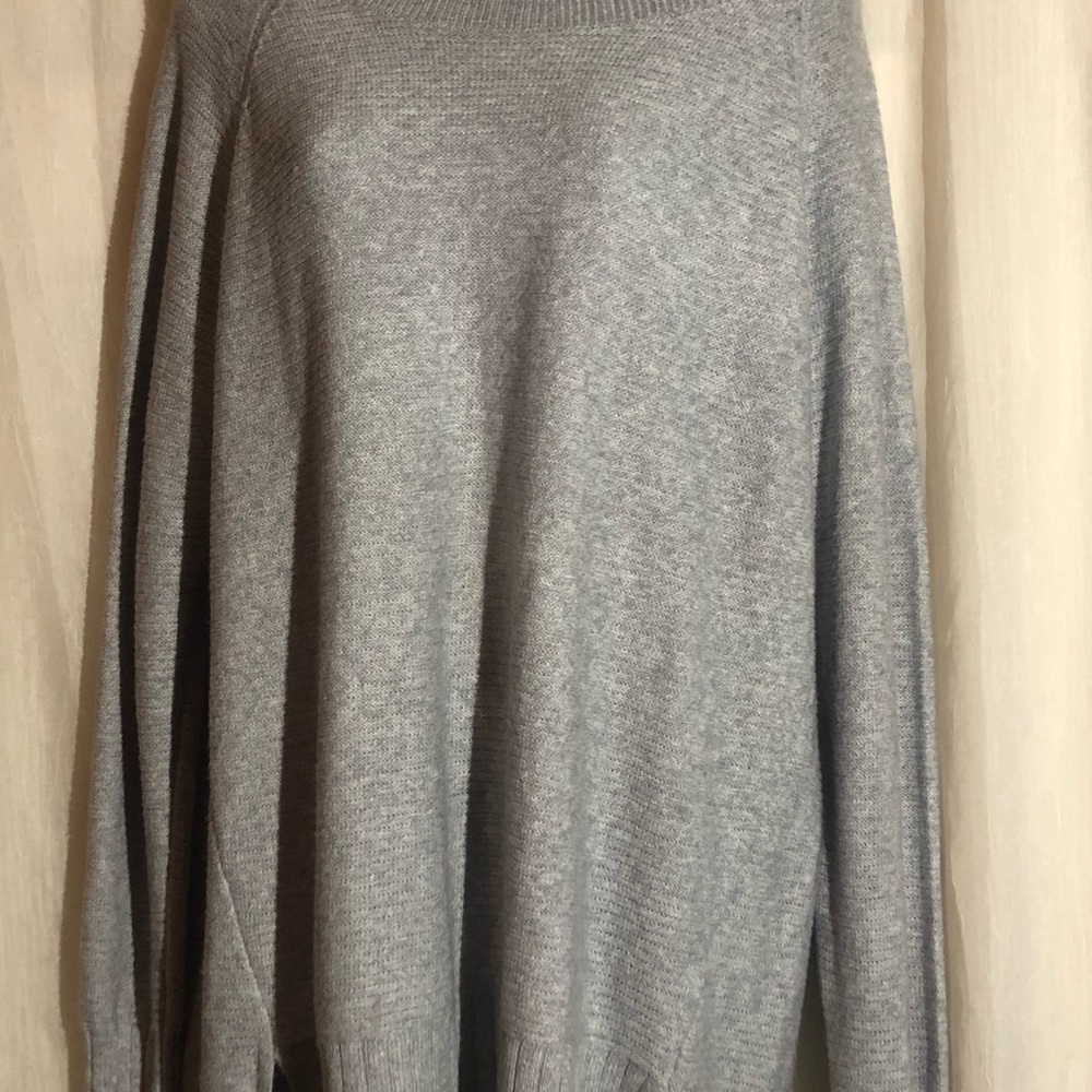 Cozy Gray Knit Long Sweater by Old Navy size L